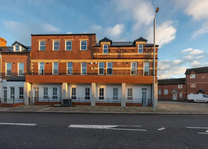 Contemporary 2 Bed Apartment -Belfast East Village